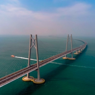 直击：系留无人机高空机位镜头下的港珠澳大桥